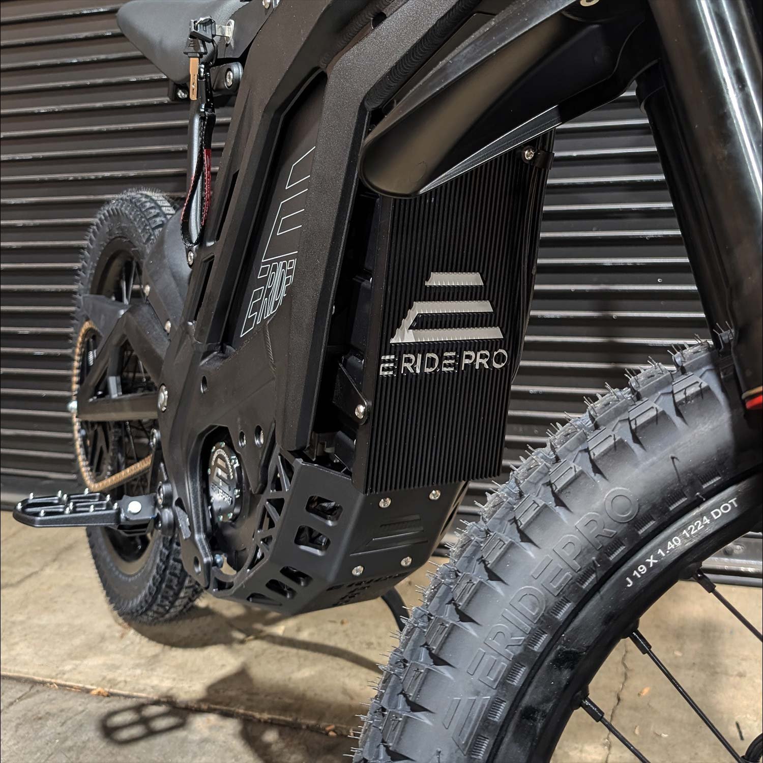 E RIDE PRO - PRO-SR BABYFAT 19"/18" Electric Dirtbike - Image 3